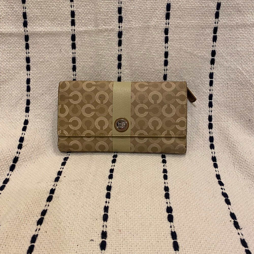 Tan and cream Coach wallet